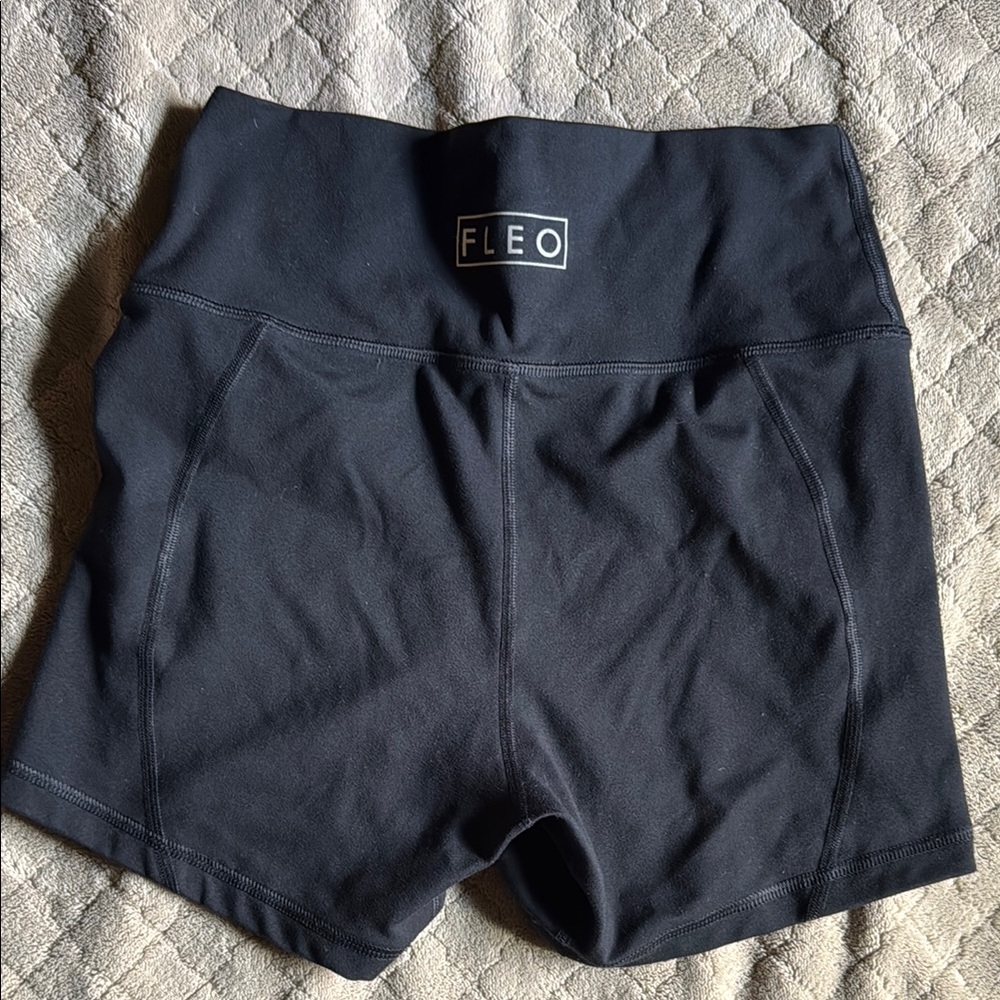 Fleo Black Athletic Shorts High-Waisted Compression
